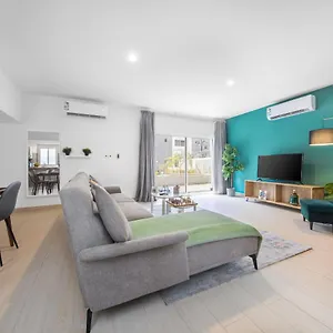 https://mabaat-homes-luxury-villas-near-obhour-beach-perfect-location.jeddahhotels.net