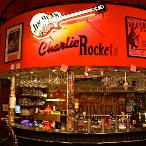 Charlie Rockets Youth Хостел Брюгге